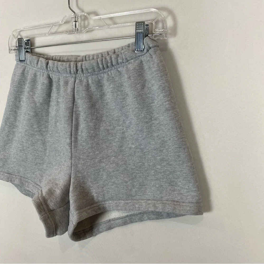 Aritzia TNA Cozy‎ Sweatfleece Perfect Hi-Rise Mini Shorts Gray X-Small